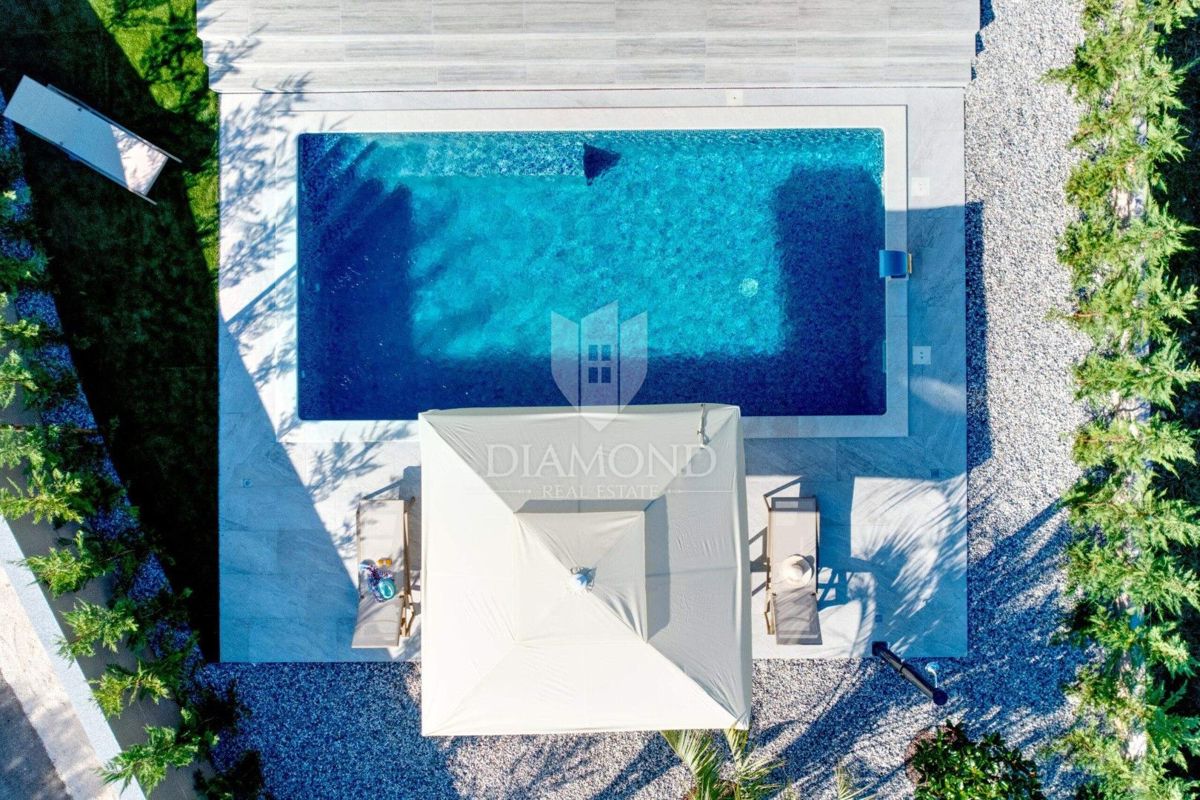 NUOVA VILLA DI LUSSO CON WELLNESS PRIVATO