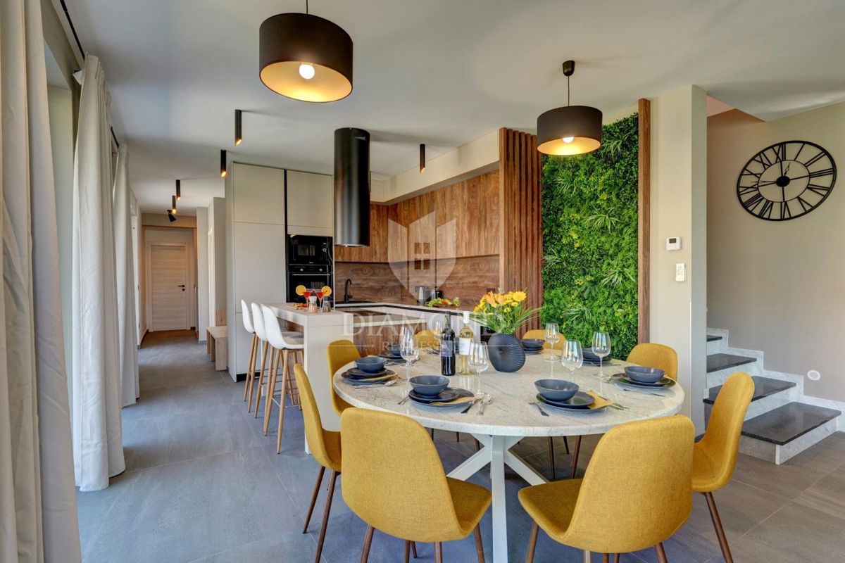 NUOVA VILLA DI LUSSO CON WELLNESS PRIVATO