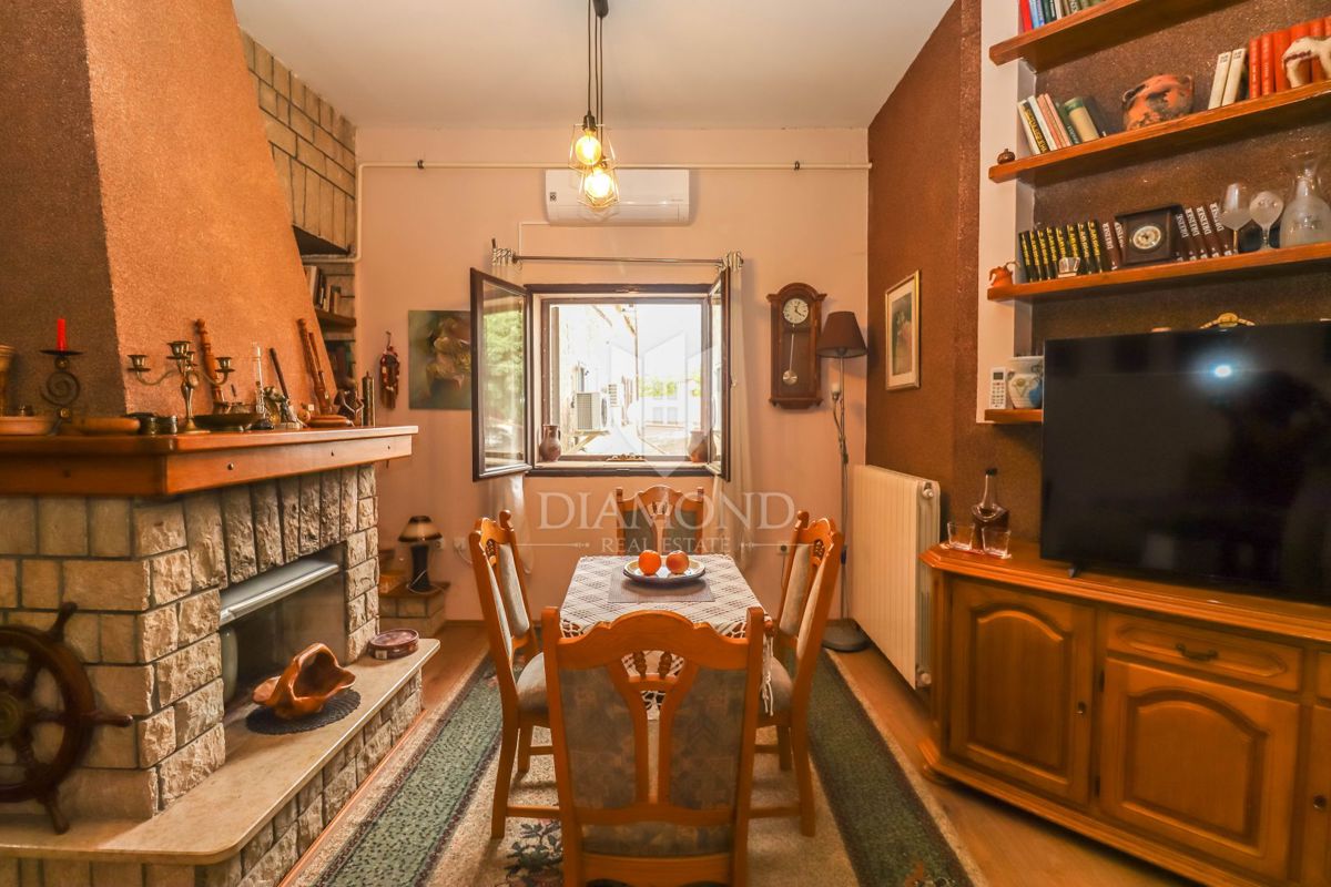 Pola - Spazioso appartamento nel centro città con terrazza! 