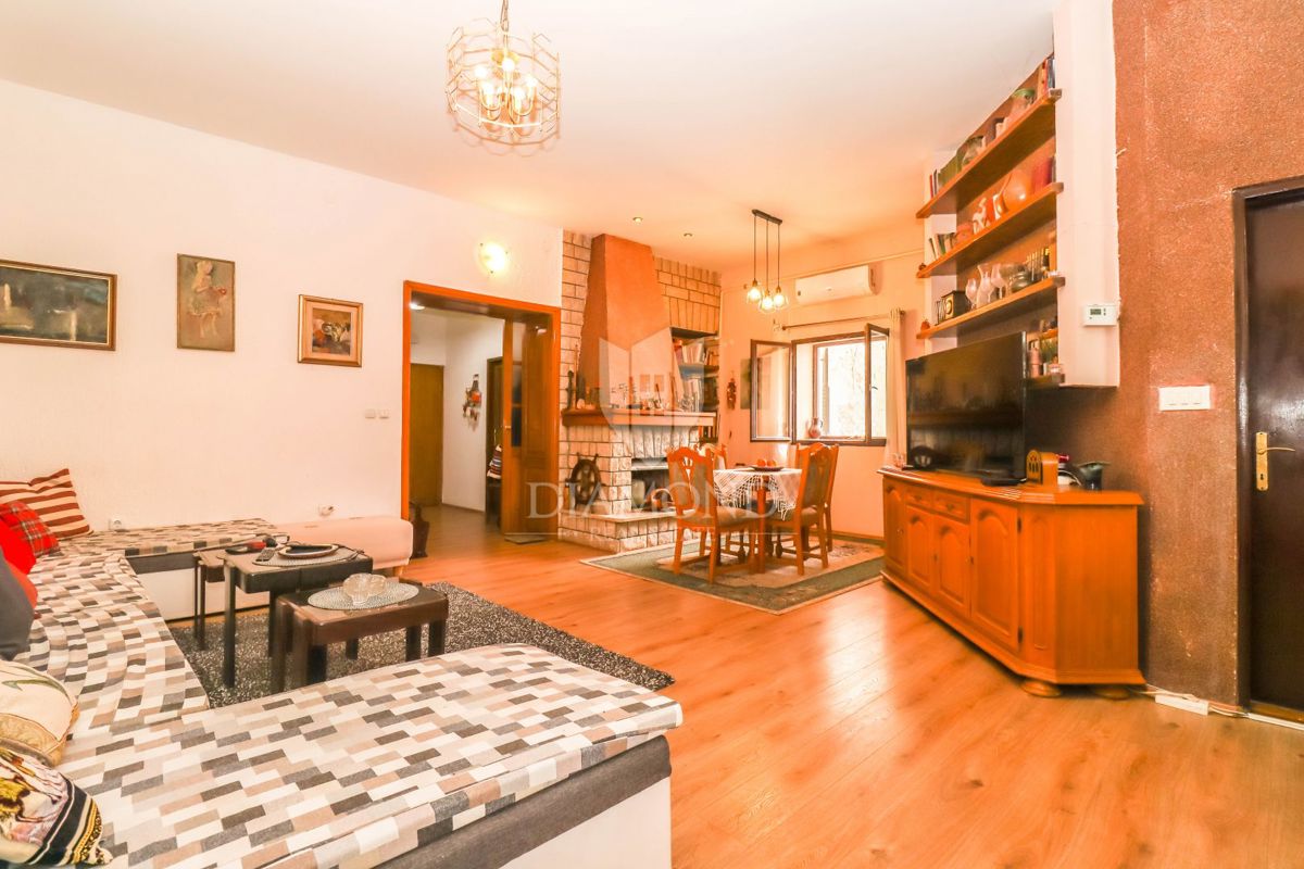 Pola - Spazioso appartamento nel centro città con terrazza! 