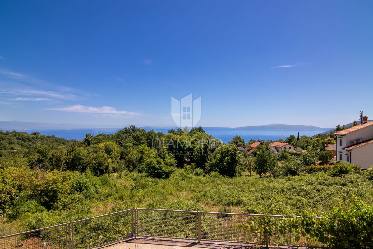 Abbazia, Ičići, Villa con 5 appartamenti, vista mare