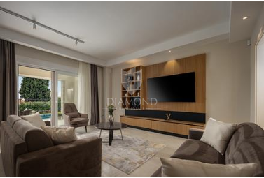 Parenzo, Dintorni: Villa moderna con piscina e vista mare