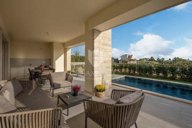 Parenzo, Dintorni: Villa moderna con piscina e vista mare