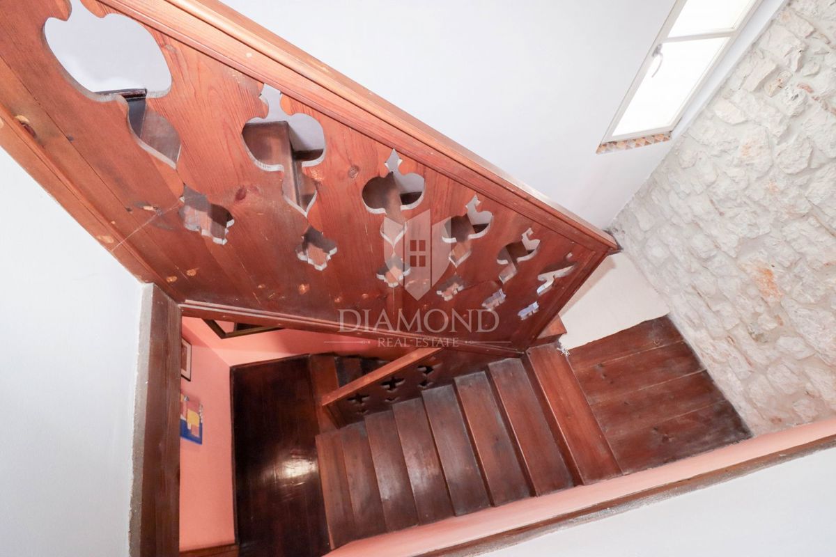 Rovigno, casa con cortile nel centro storico