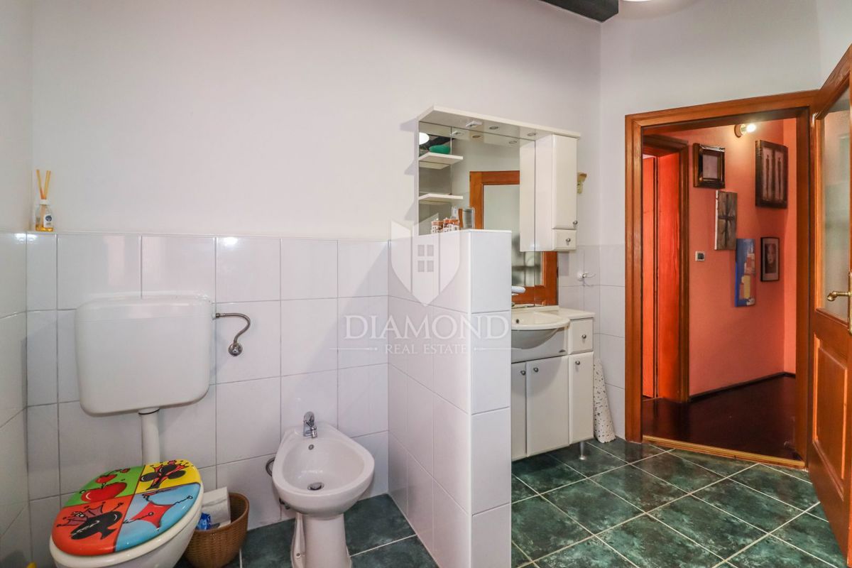 Rovigno, casa con cortile nel centro storico