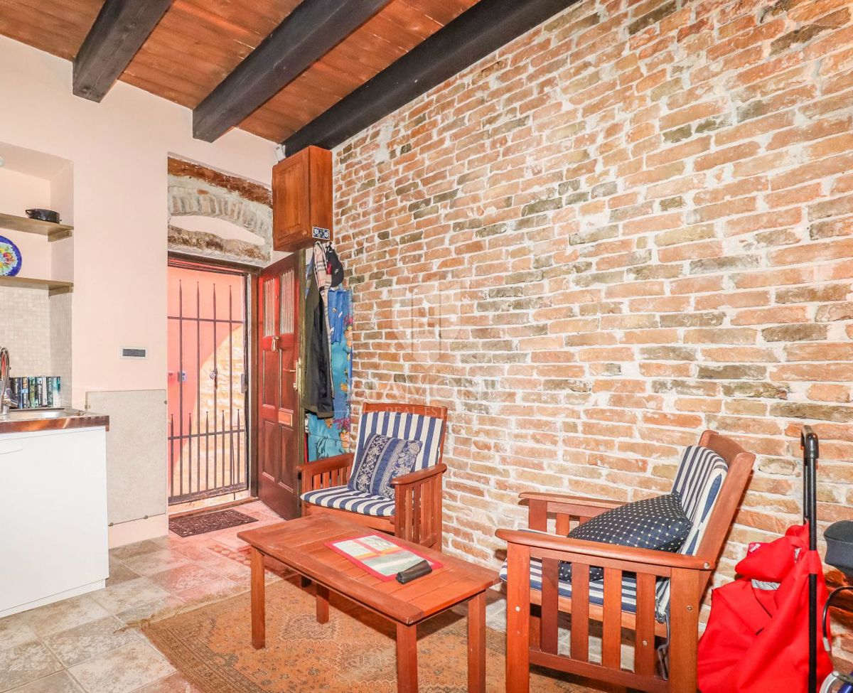 Rovigno, casa con cortile nel centro storico