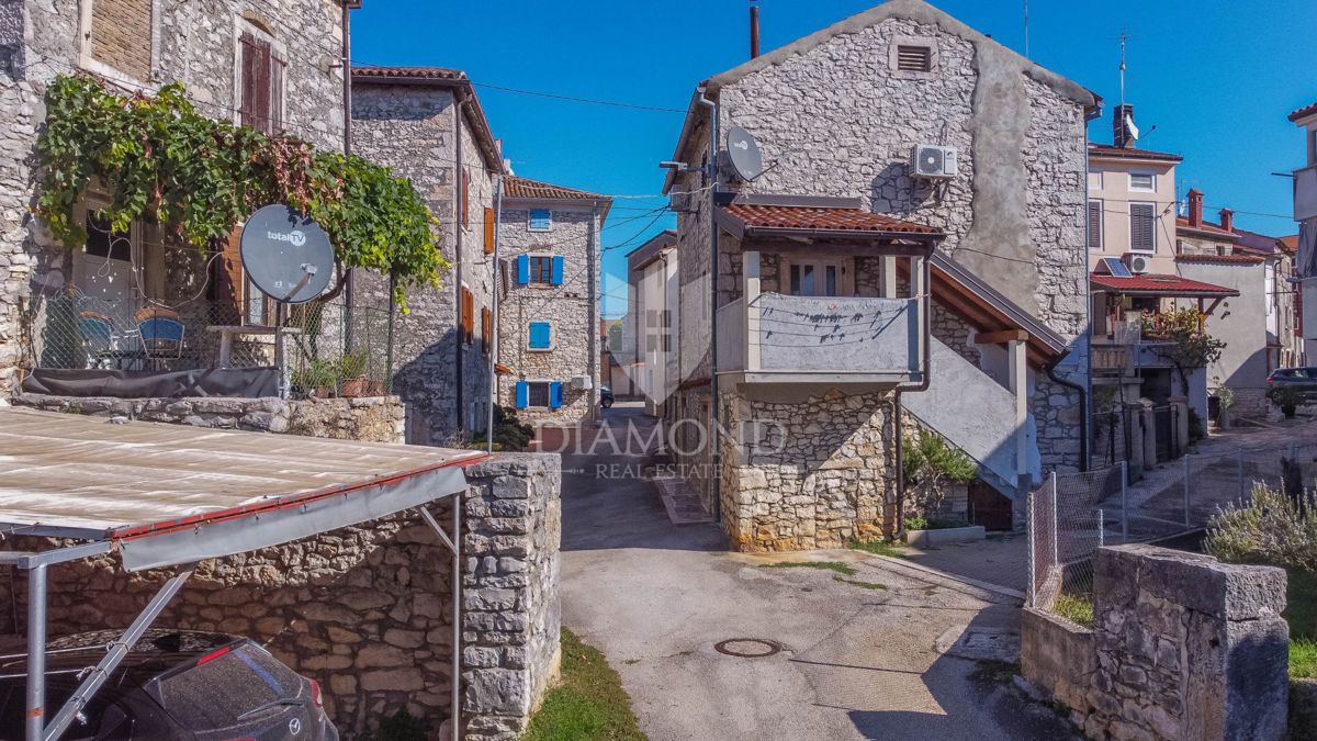 Istria, Verteneglio, casa da ristrutturare una via tranquilla!