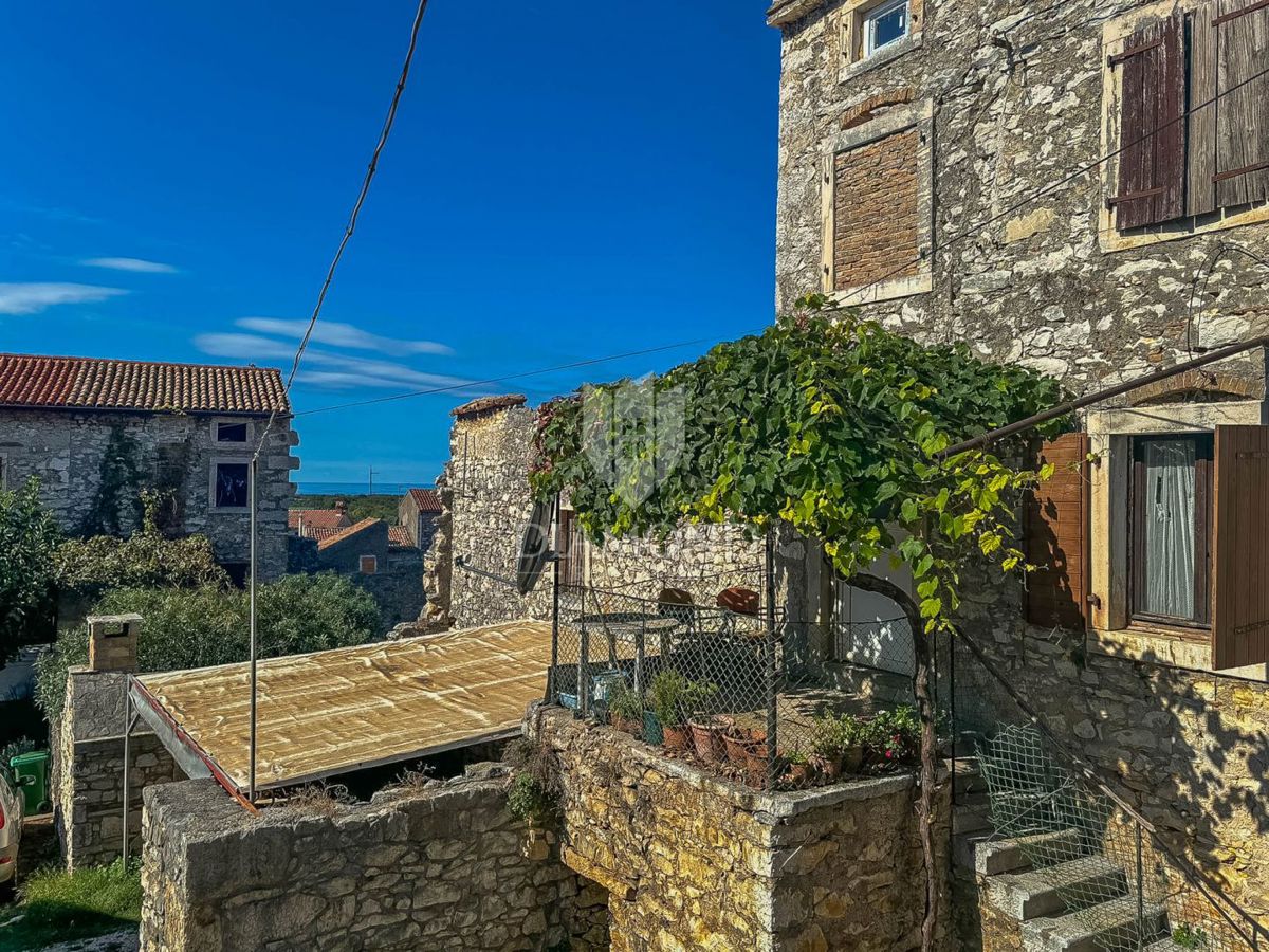 Istria, Verteneglio, casa da ristrutturare una via tranquilla!