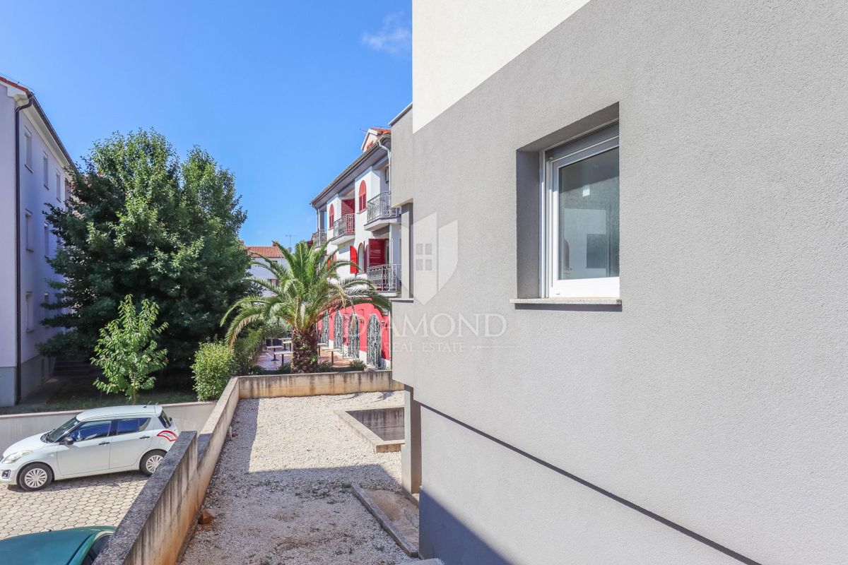 Rovigno! Una nuova casa con piscina in posizione privilegiata!