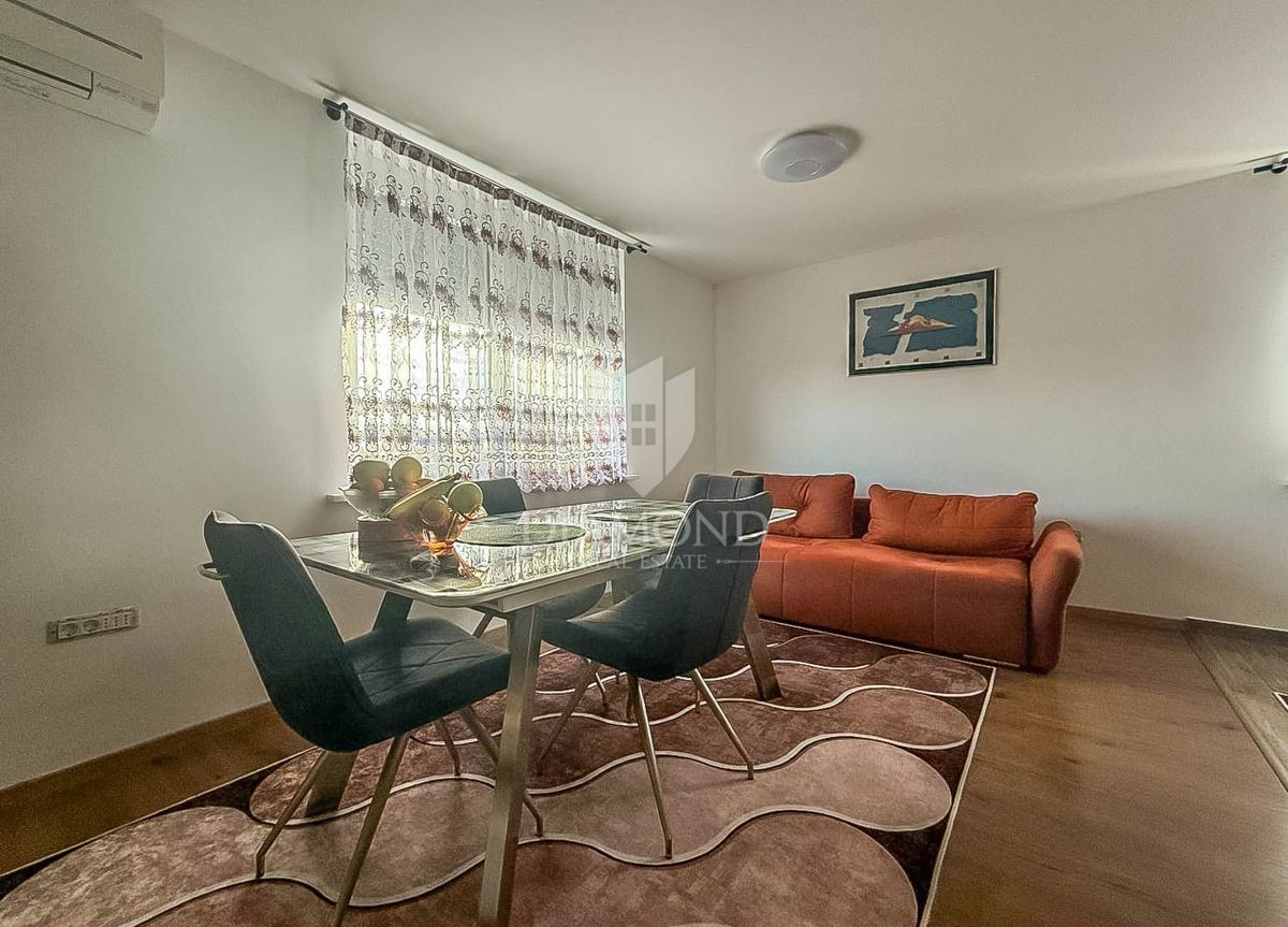 Umago, appartamento nel centro di Umago con 2 balconi!