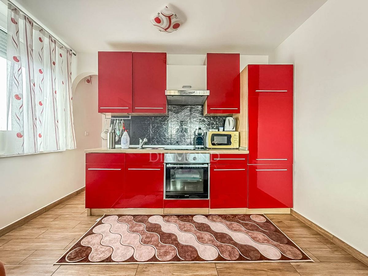 Umago, appartamento nel centro di Umago con 2 balconi!