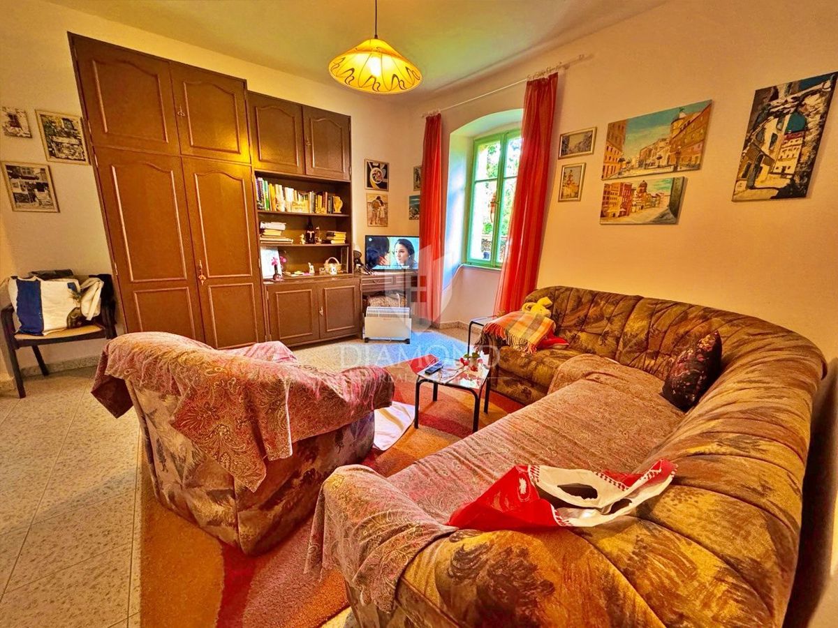 CASA VICINO AD ALBONA