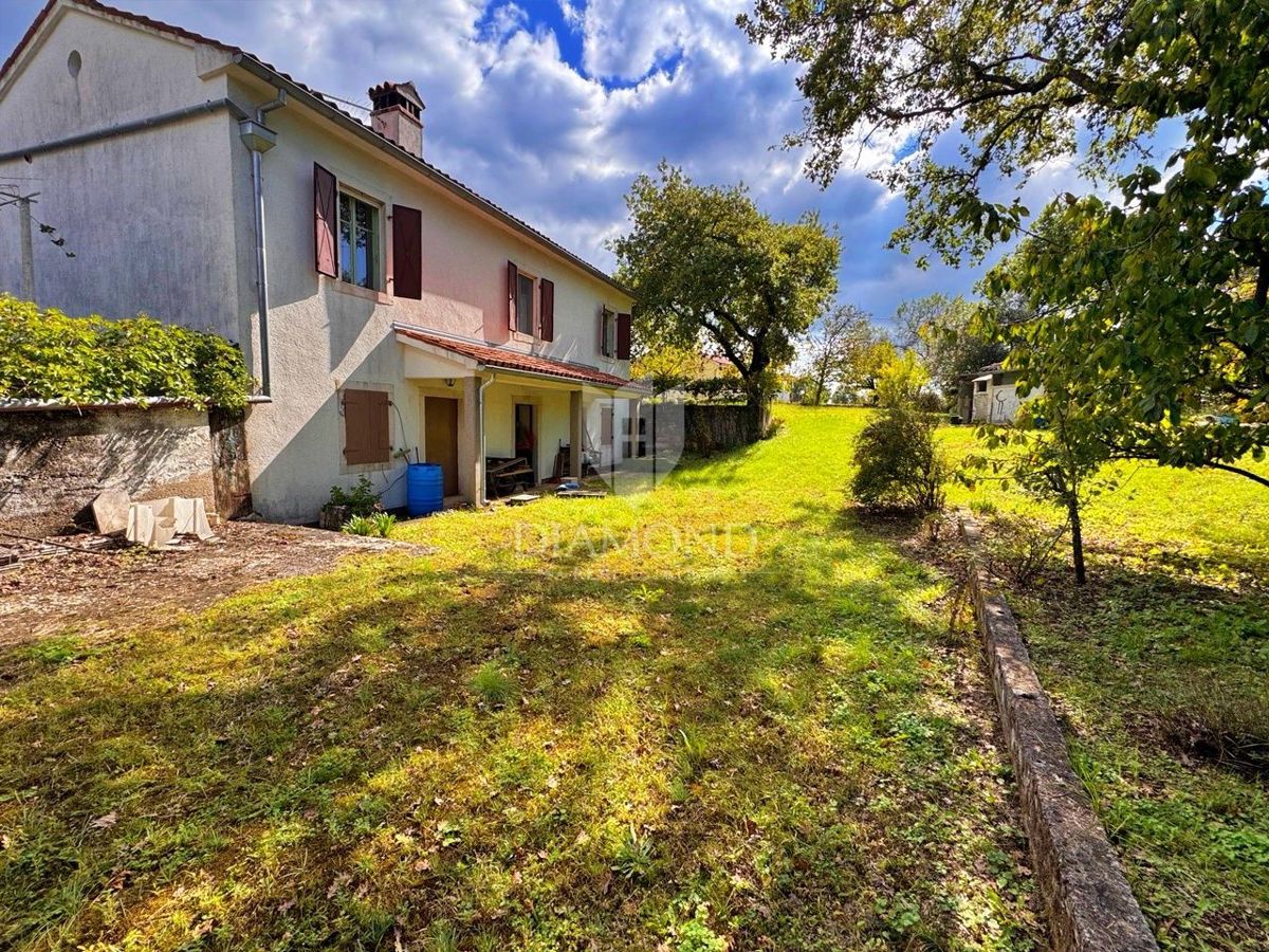 CASA VICINO AD ALBONA