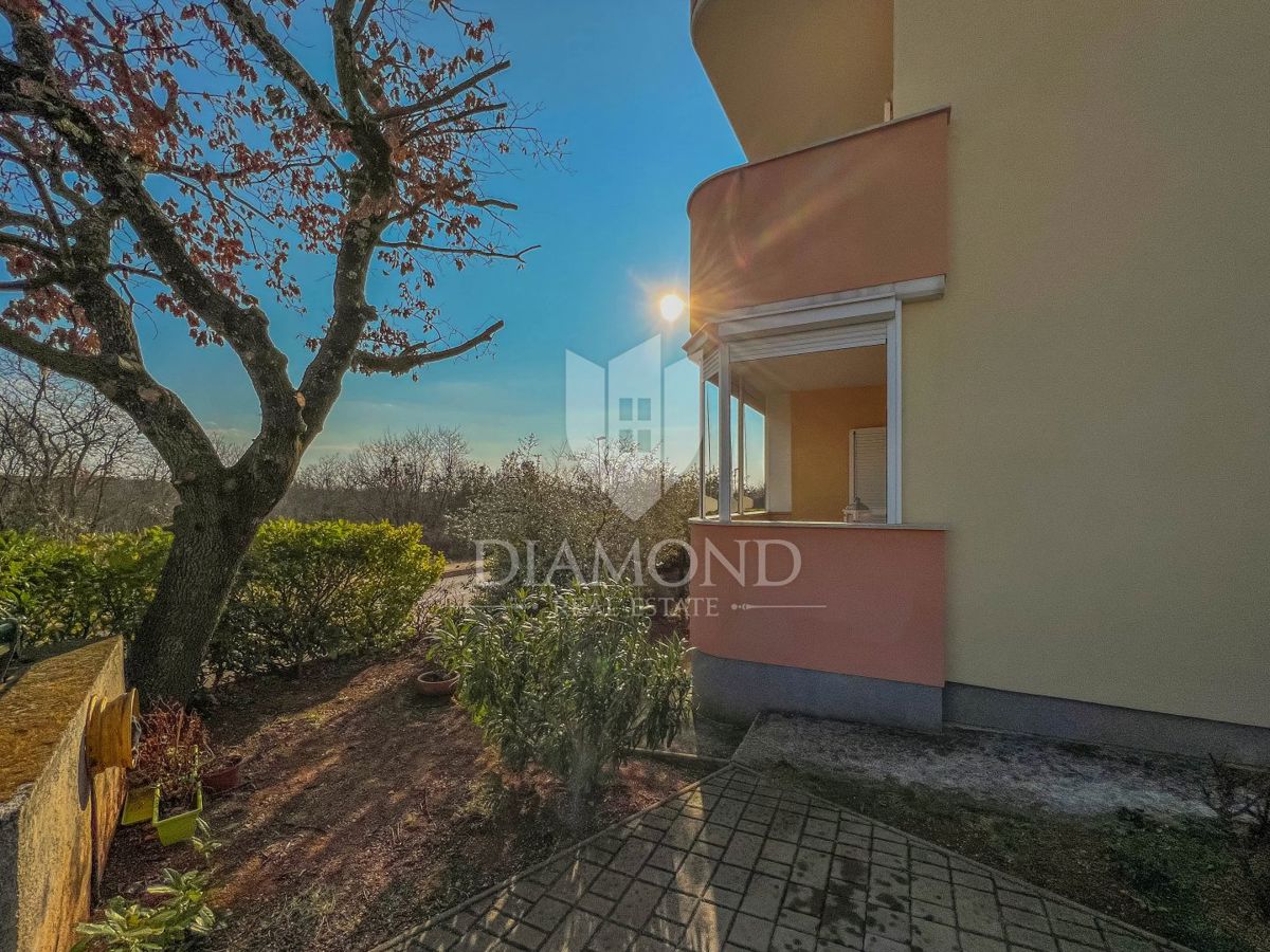 Dintorni di Novigrad, grazioso appartamento al piano terra