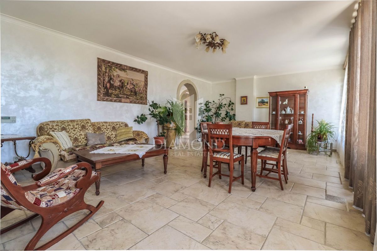 Istria, Umago - splendida casa indipendente in una posizione eccezionale!