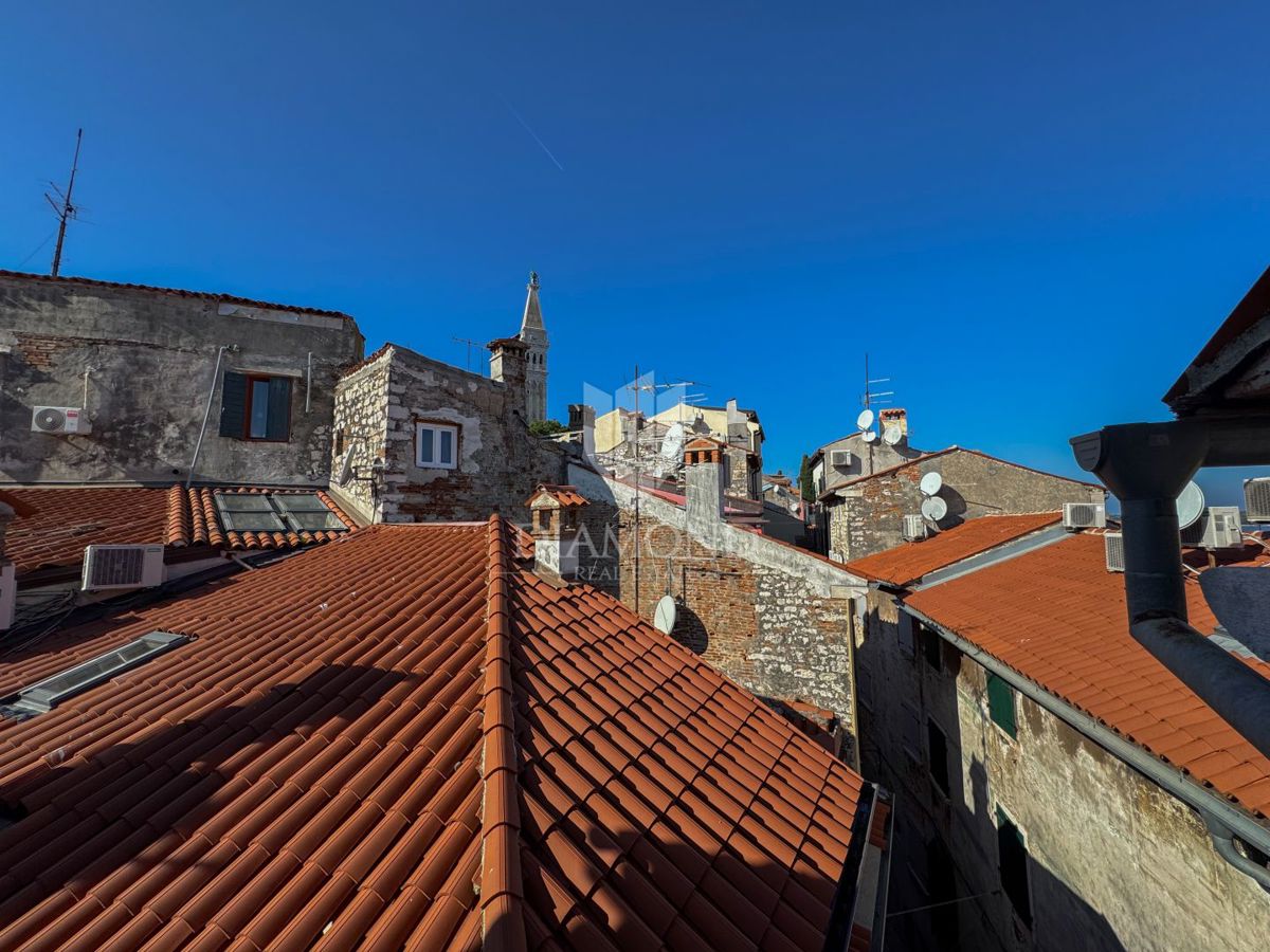 Appartamento duplex nel centro con vista mare