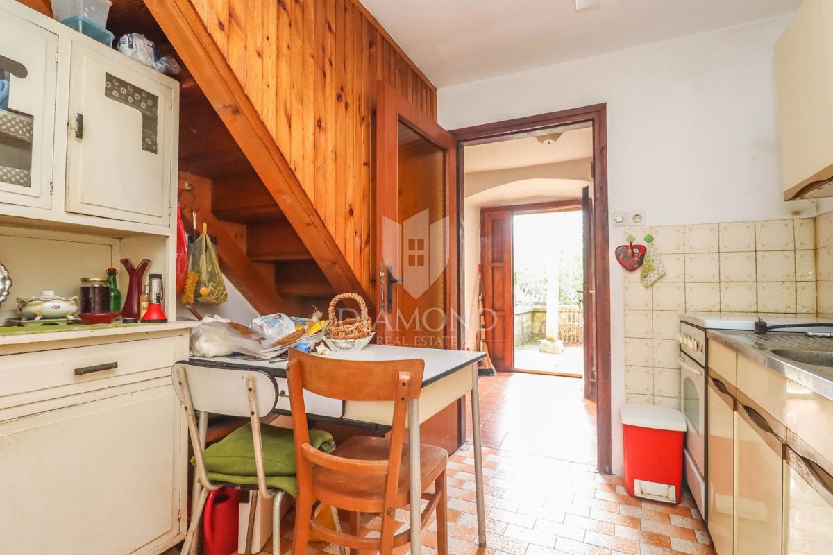 Tenuta istriana con più edifici vicino a splendide spiagge