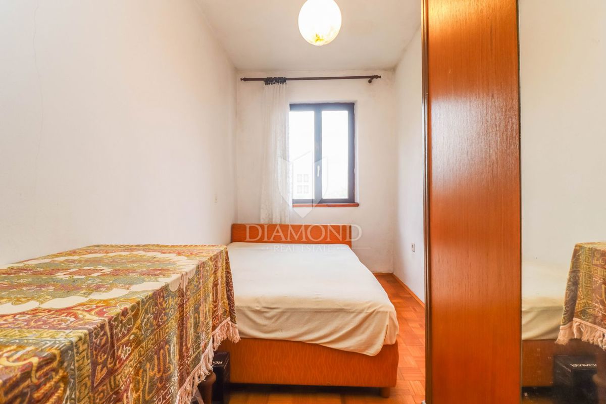 Tenuta istriana con più edifici vicino a splendide spiagge