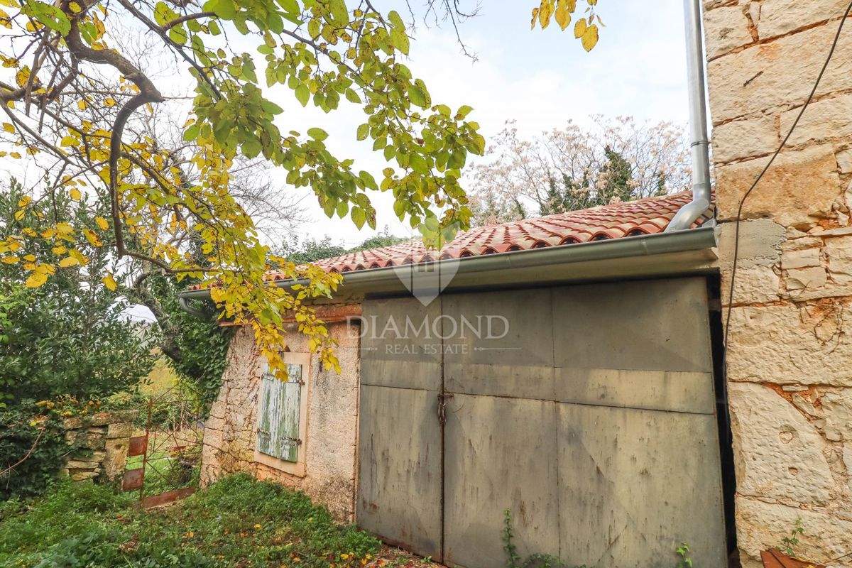 Tenuta istriana con più edifici vicino a splendide spiagge