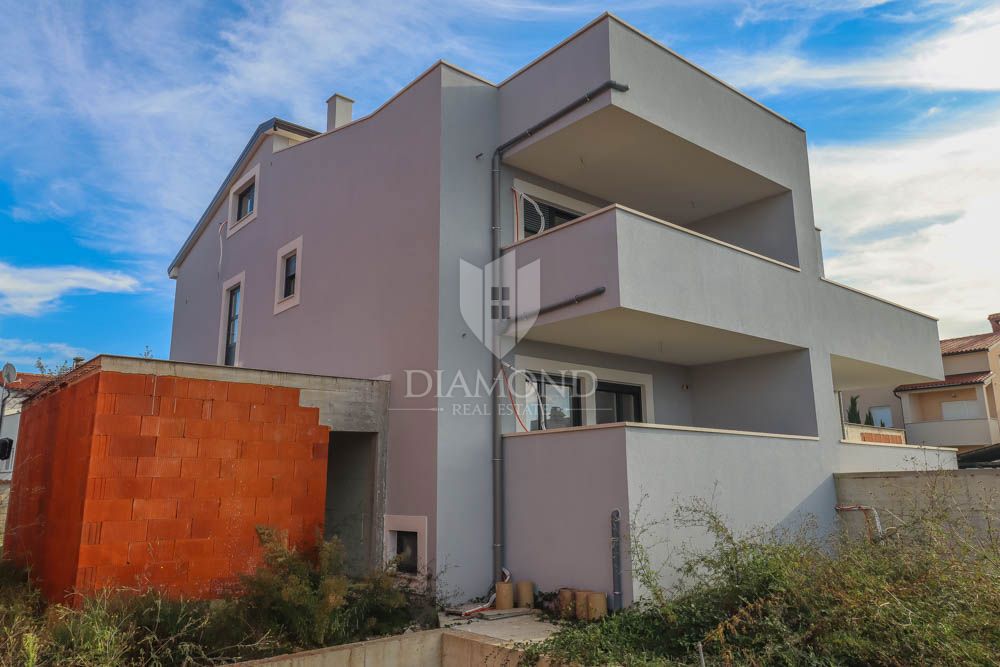 Fasana, dintorni, casa bifamiliare con vista mare