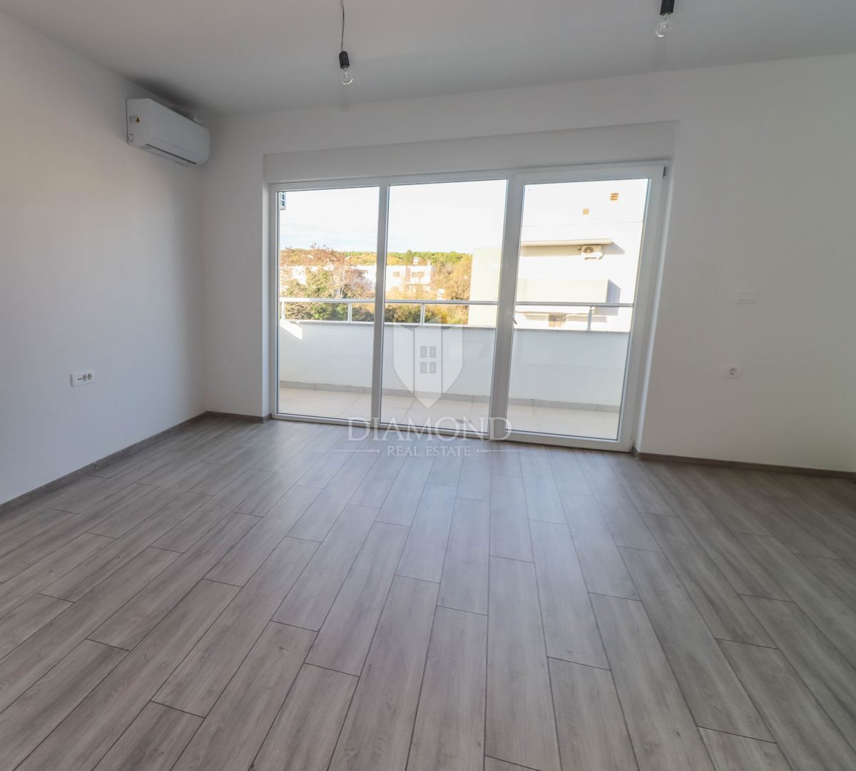 Grazioso appartamento con due camere da letto in un nuovo edificio - Medolino