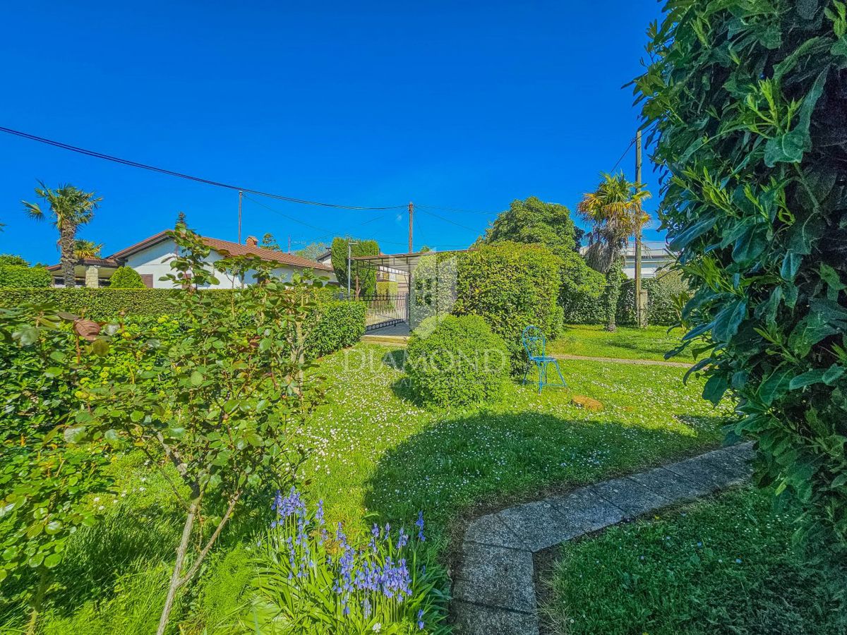 Occasione! Salvore, casa indipendente a 200 metri dal mare!