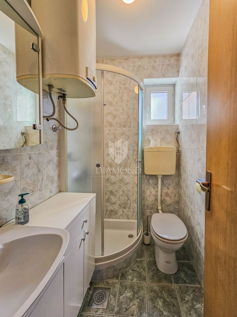 Occasione! Salvore, casa indipendente a 200 metri dal mare!