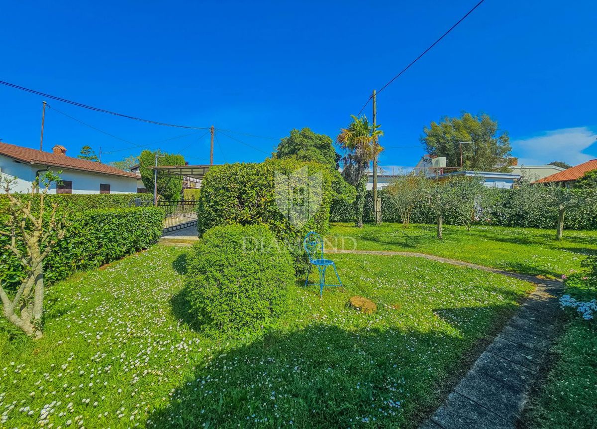 Occasione! Salvore, casa indipendente a 200 metri dal mare!