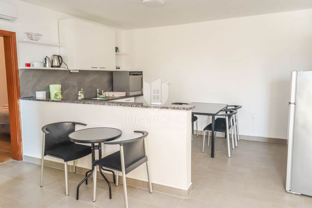 Bellissimo appartamento moderno vicino a Pola! 