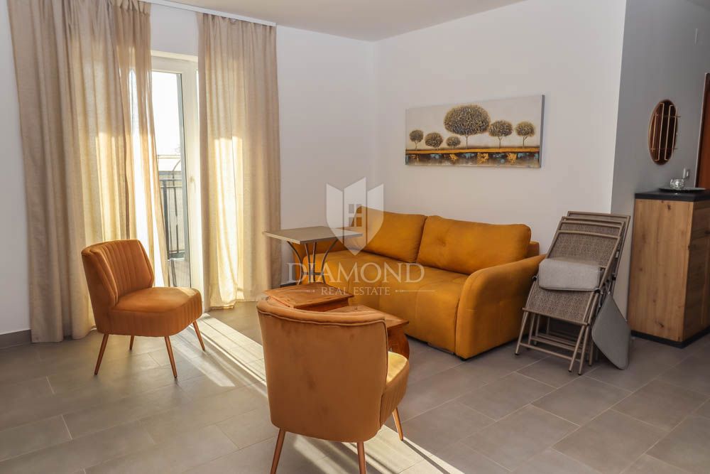 Bellissimo appartamento moderno vicino a Pola! 