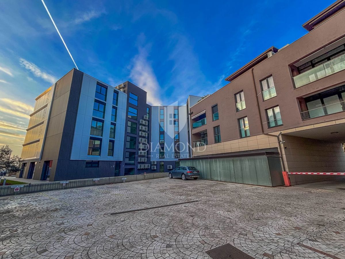 Umago, appartamento in centro con vista mare!