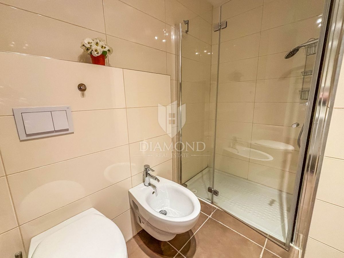 Umago, appartamento in centro con vista mare!