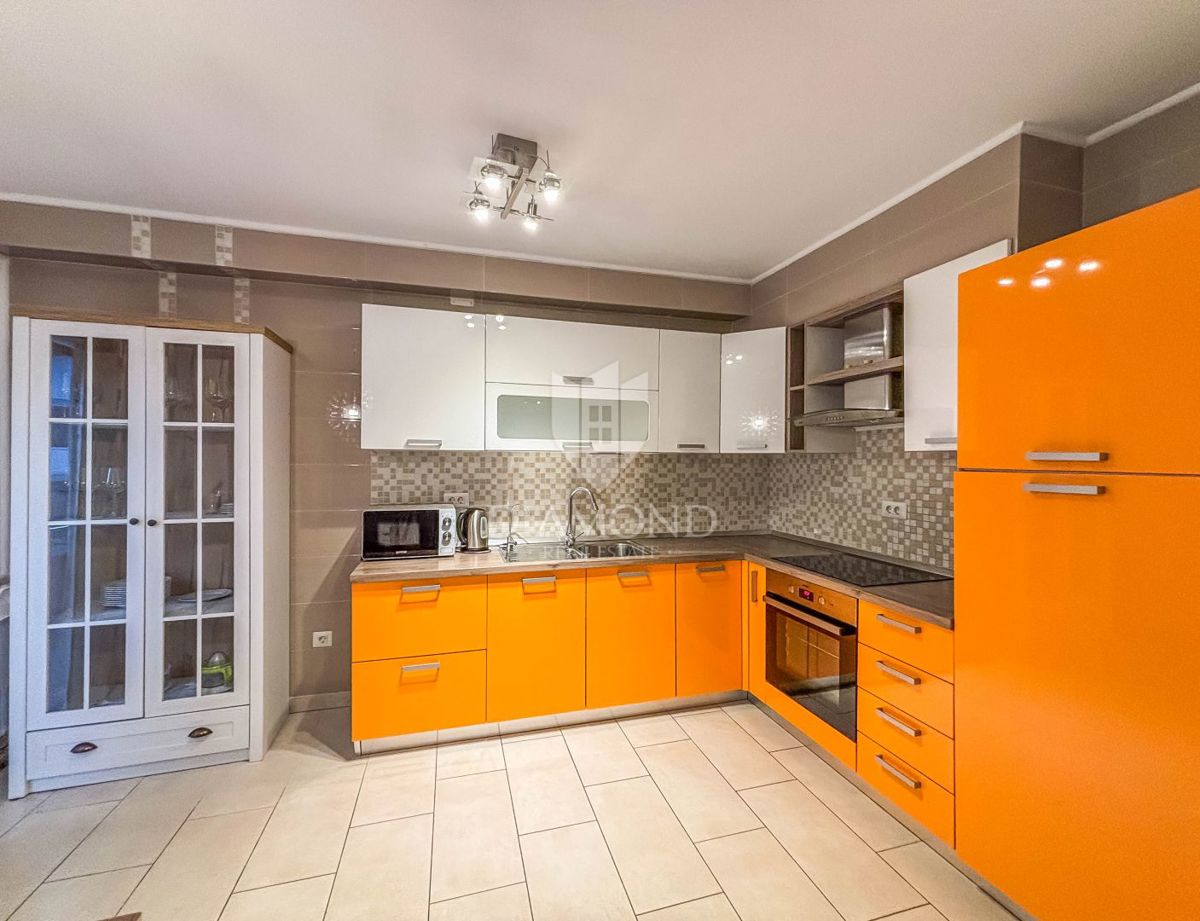 Umago, appartamento in centro con vista mare!