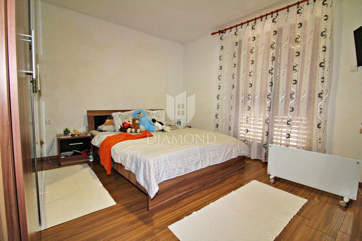 CASA DI FAMIGLIA, ALBONA, DINTORNI