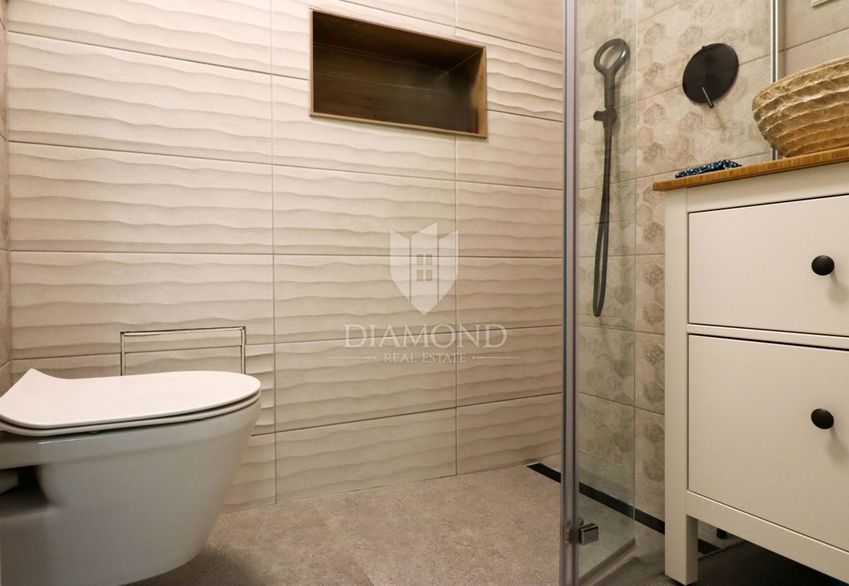 Červar Porat – prima fila sul mare – vista mare aperta