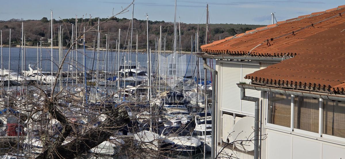Červar Porat – prima fila sul mare – vista mare aperta
