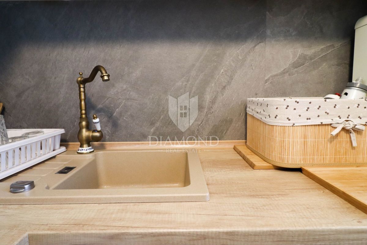 Červar Porat – prima fila sul mare – vista mare aperta