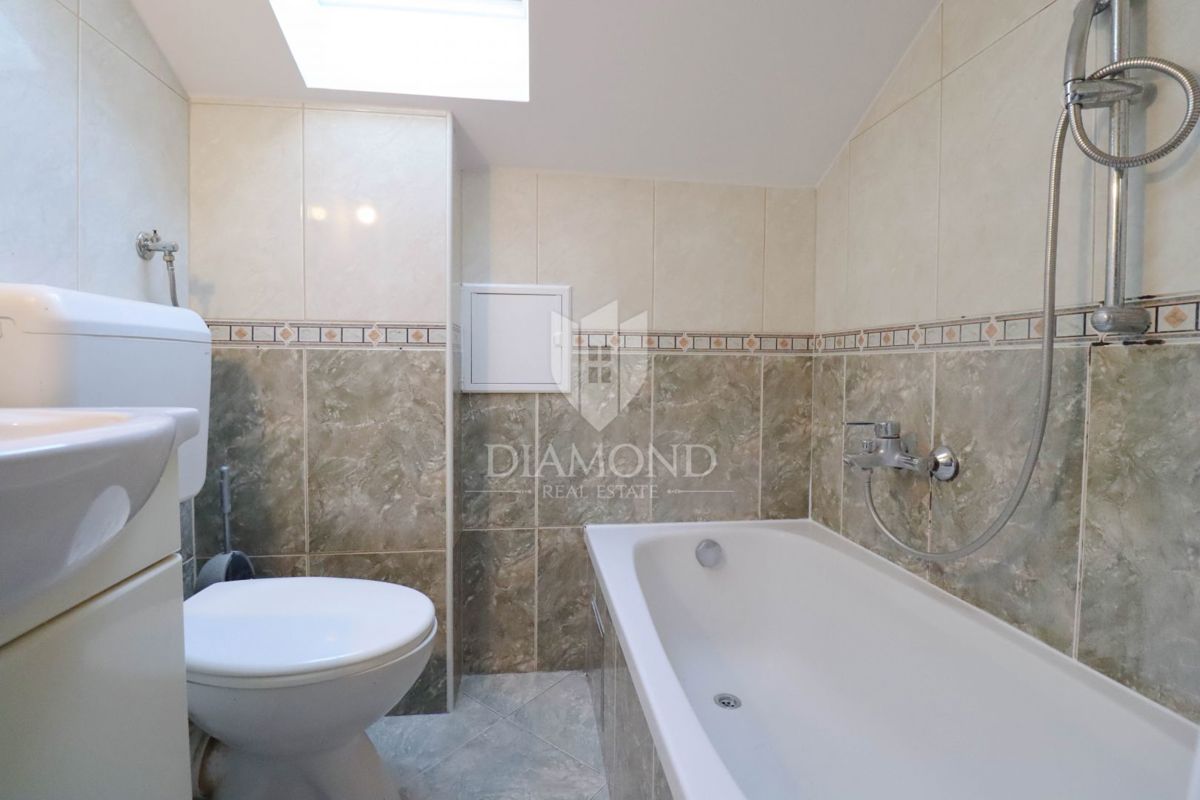 Zagabria, Trešnjevka! Appartamento con tre camere da letto e balcone!