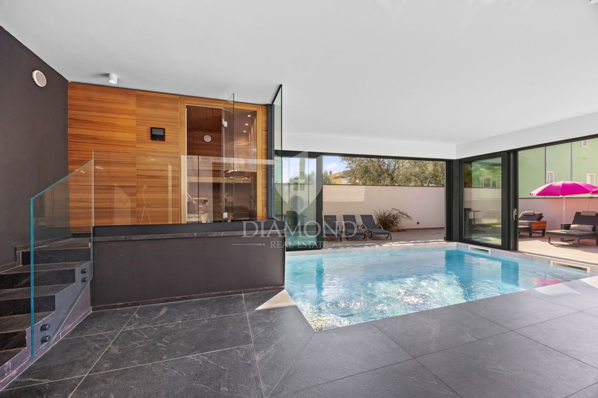 Fasana - villa di lusso con piscina interna, a 300 m dal mare!