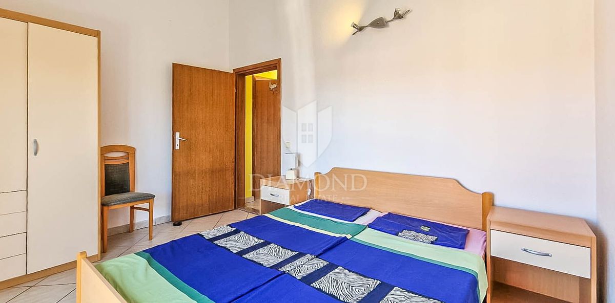 OPPORTUNITÀ! Umag e dintorni. Appartamento con due terrazze + monolocale.