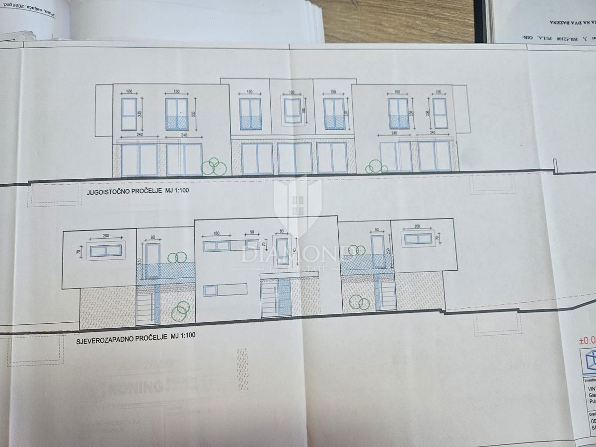 Splendido edificio di nuova costruzione vicino a Pola!
