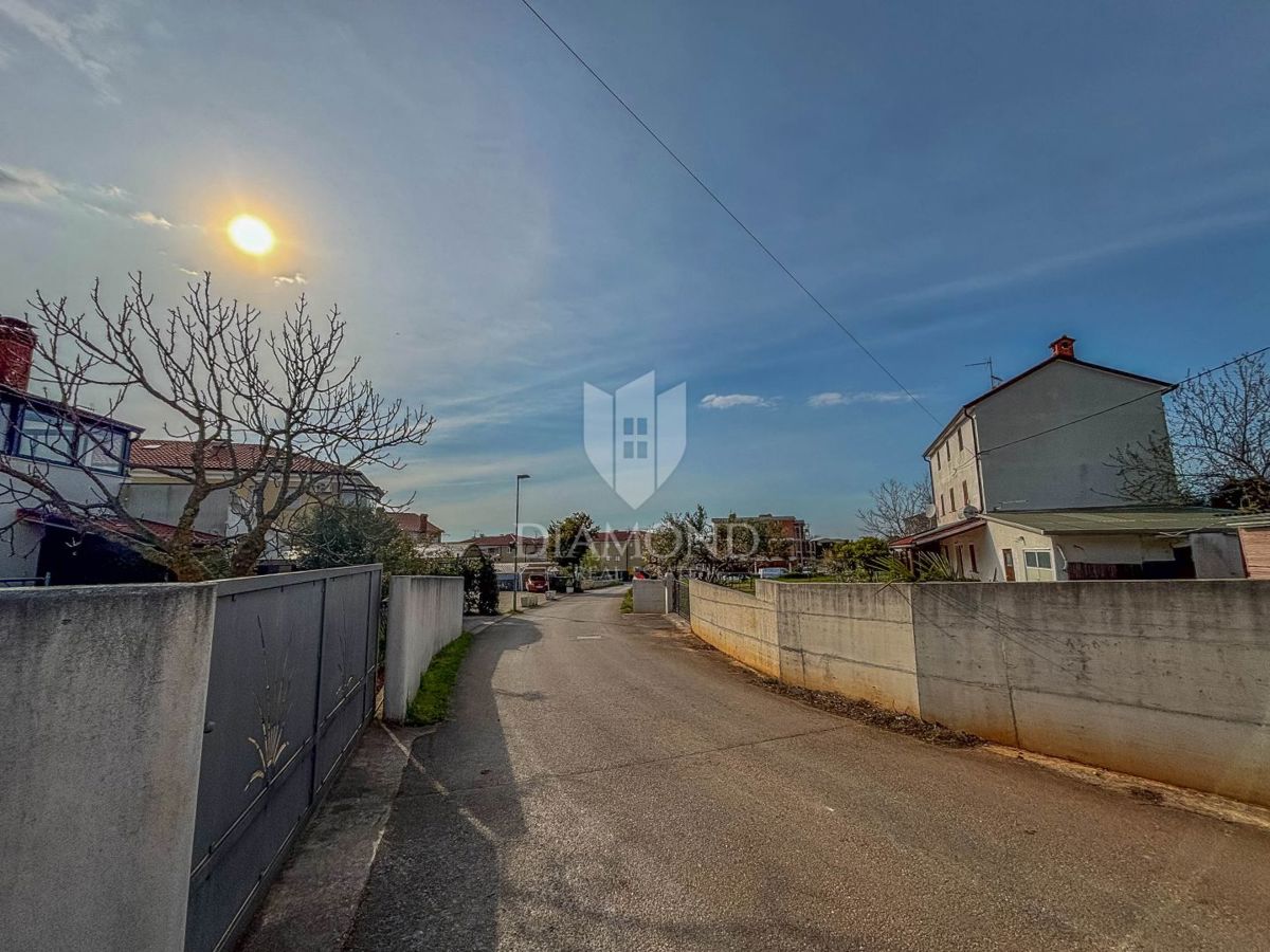 Umag, dintorni, terreno in posizione fantastica!