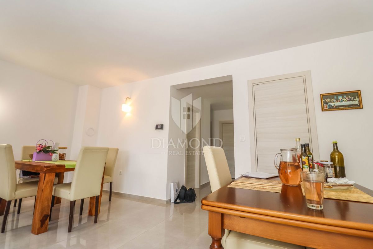 Šišan, casa di qualità con tre appartamenti