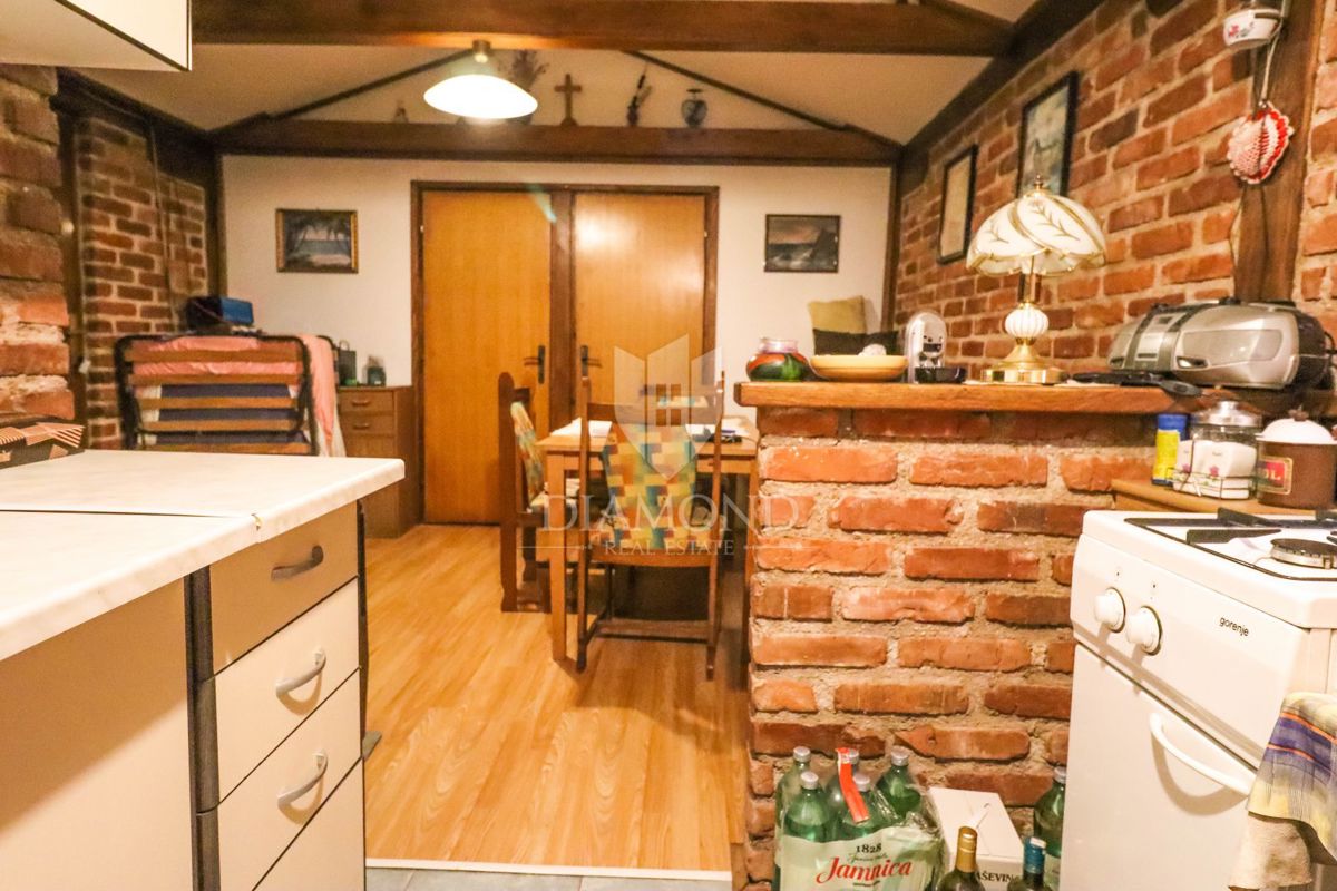 Casa per il fine settimana vicino al mare in Istria: pace, privacy e un giardino.