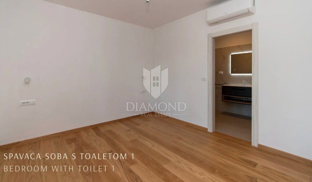 Rarità sul mercato: villa di lusso con area wellness privata e piscina vicino a Vrsar – chiavi in mano