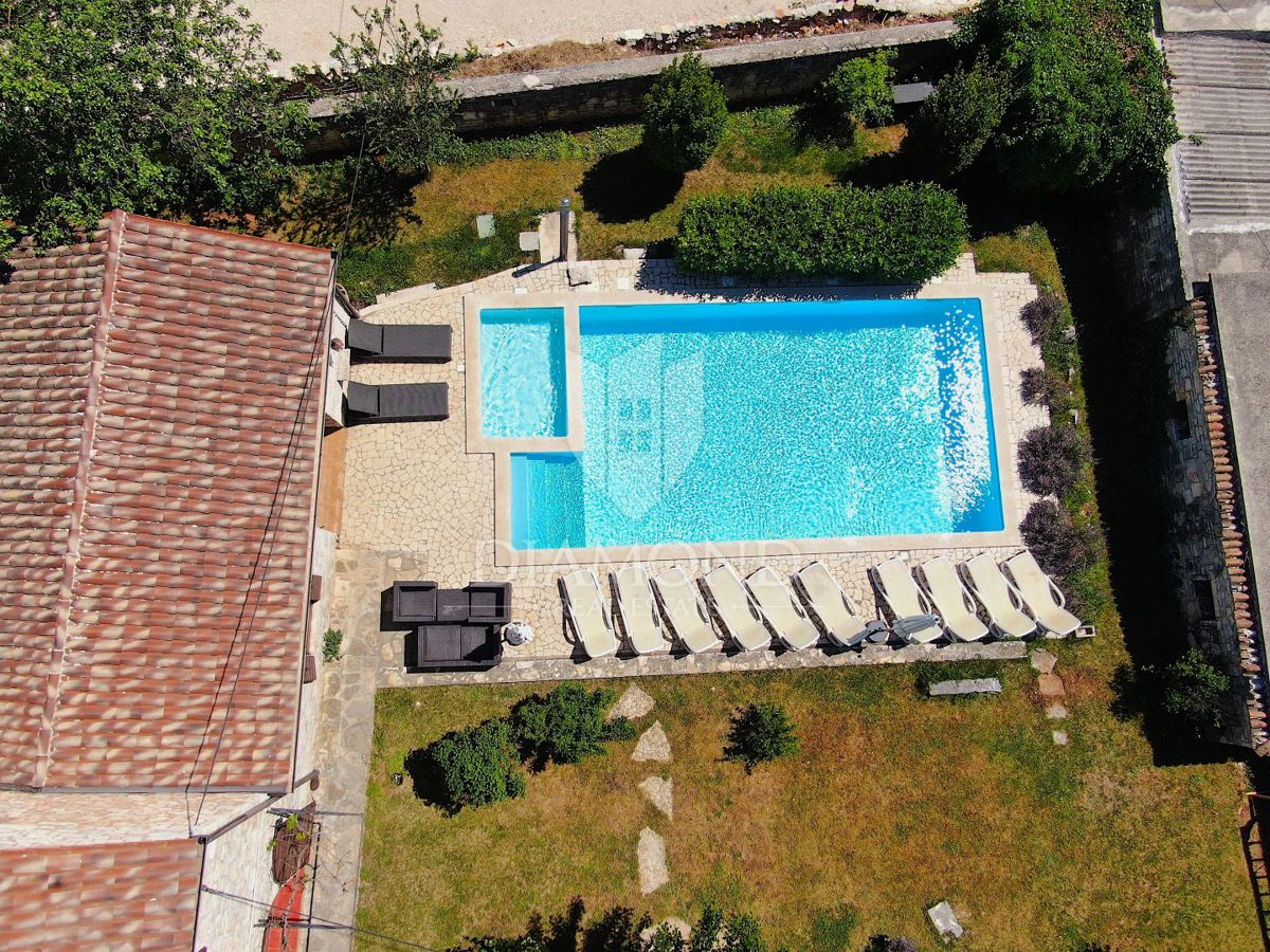 Casa Žminj, 300m2