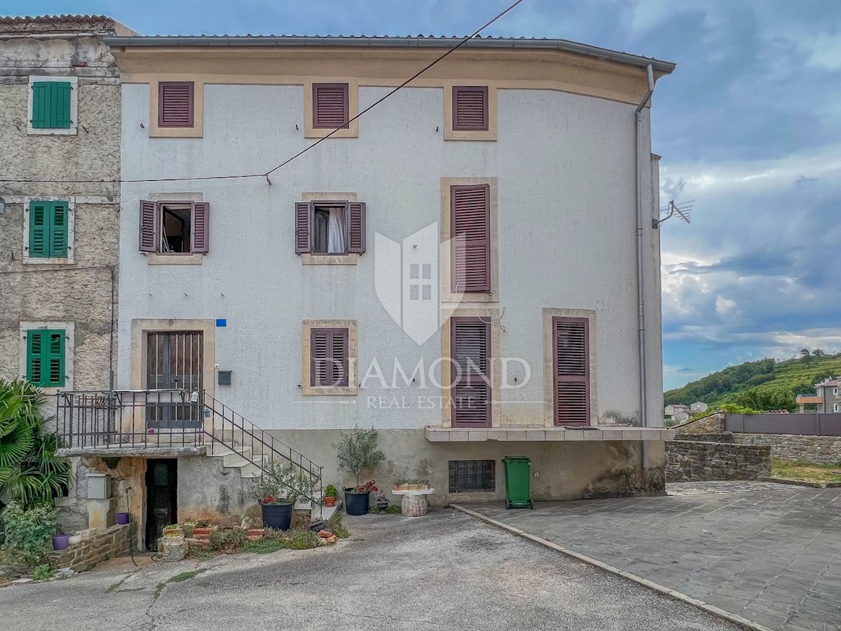 Momiano, casa istriana con una bellissima vista