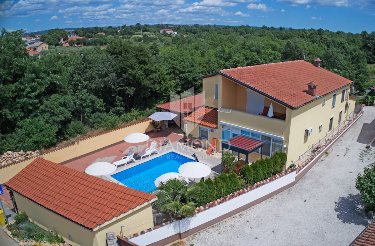 Parenzo, dintorni, condominio fantastico!