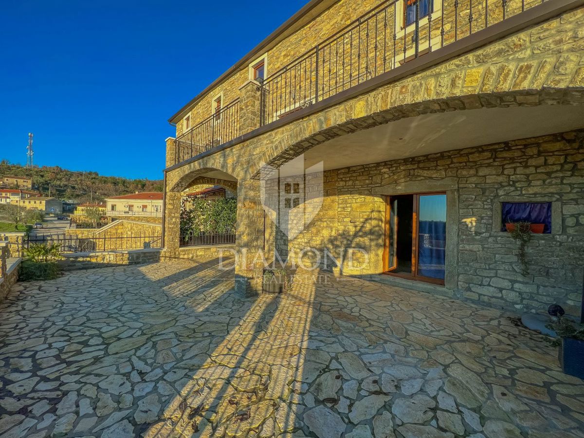 Buje dintorni, casa in pietra con una bellissima vista!