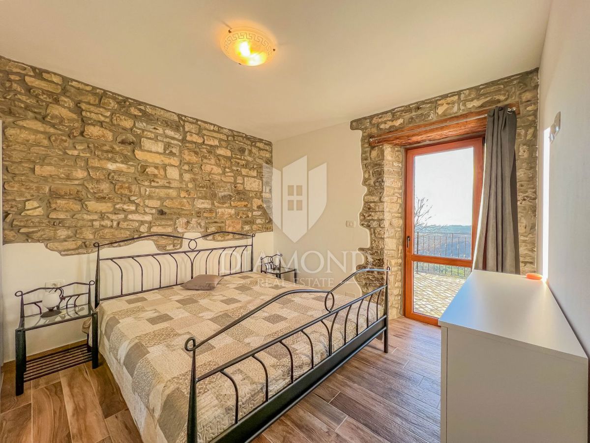 Buje dintorni, casa in pietra con una bellissima vista!